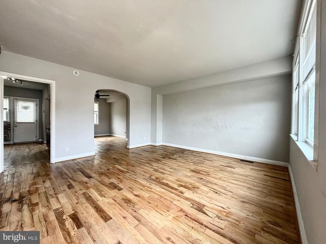812 BRAESIDE RD, Baltimore, MD 21229