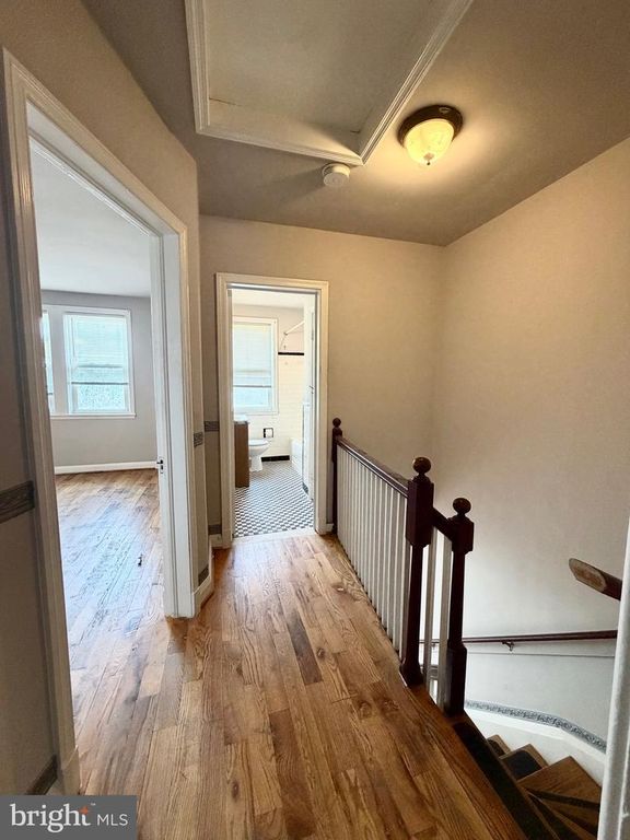 Image 22 of property listing at 812 BRAESIDE RD, Baltimore, MD 21229