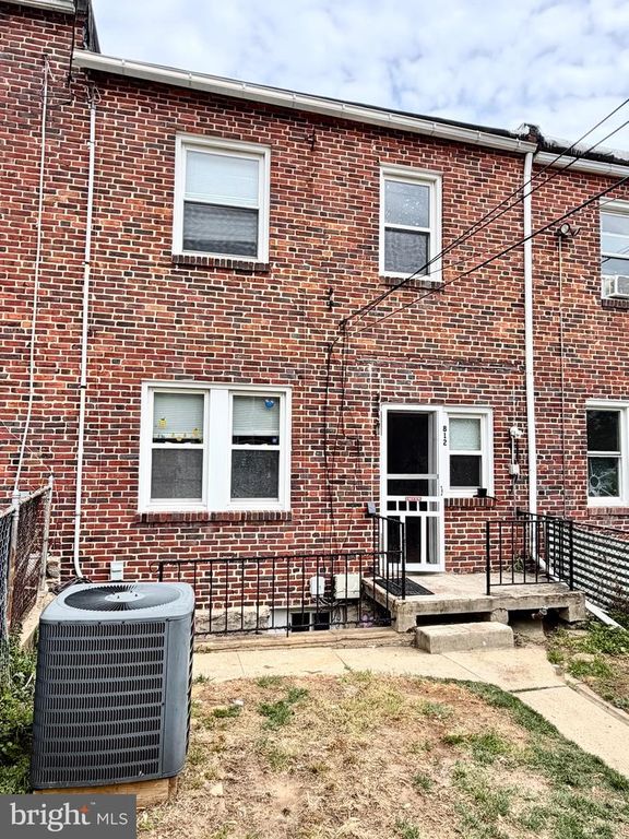Image 33 of property listing at 812 BRAESIDE RD, Baltimore, MD 21229