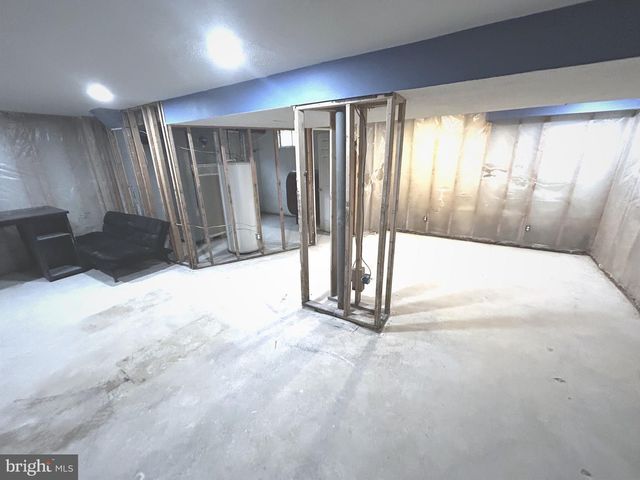 108 IROQUOIS COURT, Newark, DE 19702