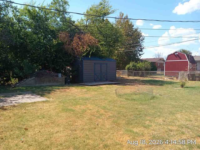 5319 NW Ash Ave, Lawton, OK 73505