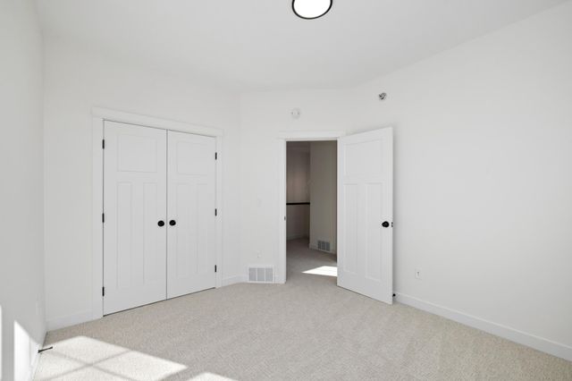 5885 41 Street S, Fargo, ND 58104