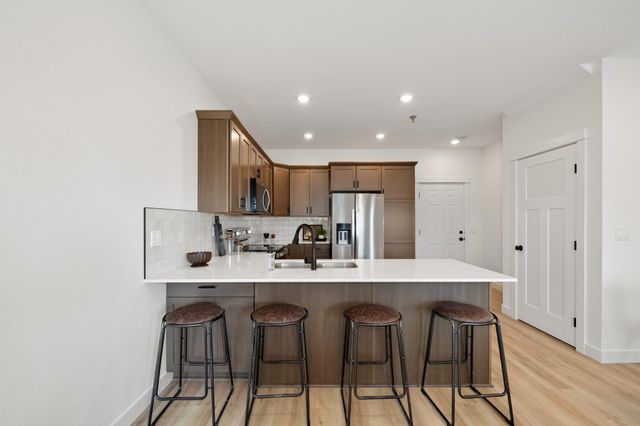 5885 41 Street S, Fargo, ND 58104