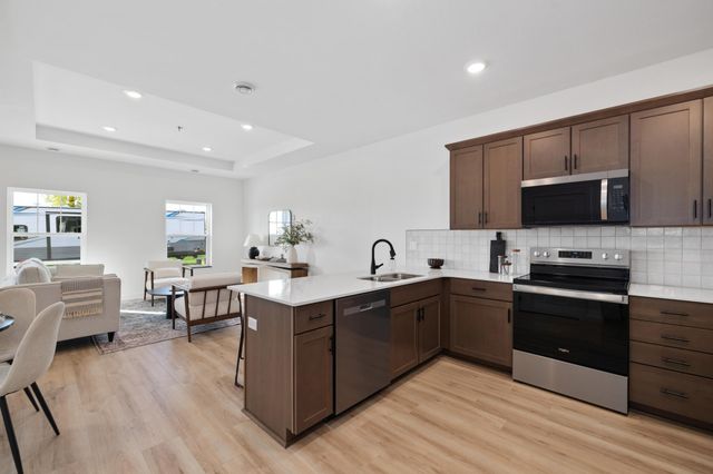 5885 41 Street S, Fargo, ND 58104