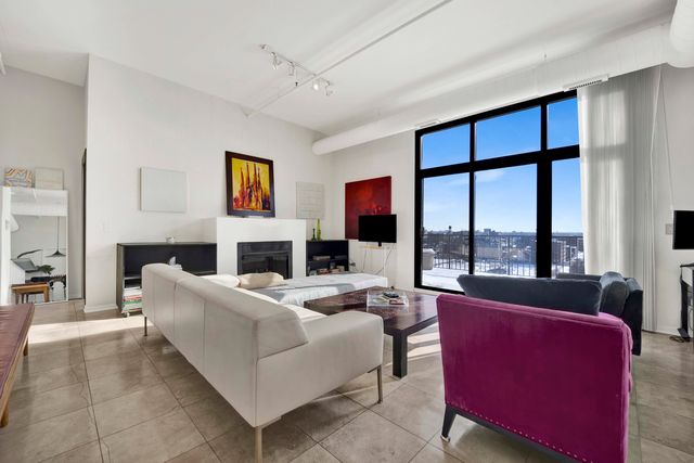 1524 S SANGAMON Street 806, Chicago, IL 60608