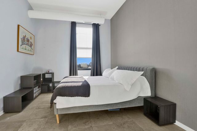 1524 S SANGAMON Street 806, Chicago, IL 60608