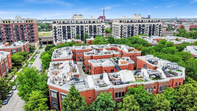 1524 S SANGAMON Street 806, Chicago, IL 60608