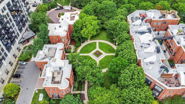 1524 S SANGAMON Street 806, Chicago, IL 60608