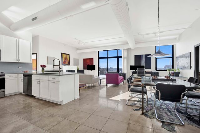 1524 S SANGAMON Street 806, Chicago, IL 60608