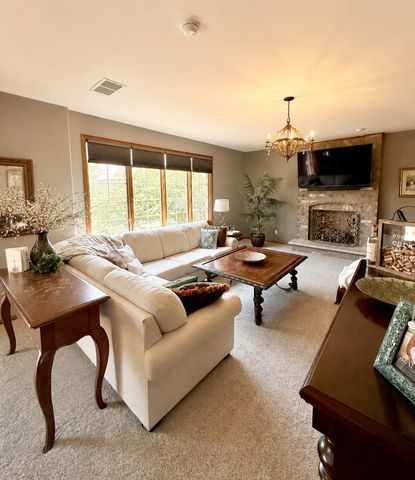 2868 Cole Lane, New Lenox, IL 60451