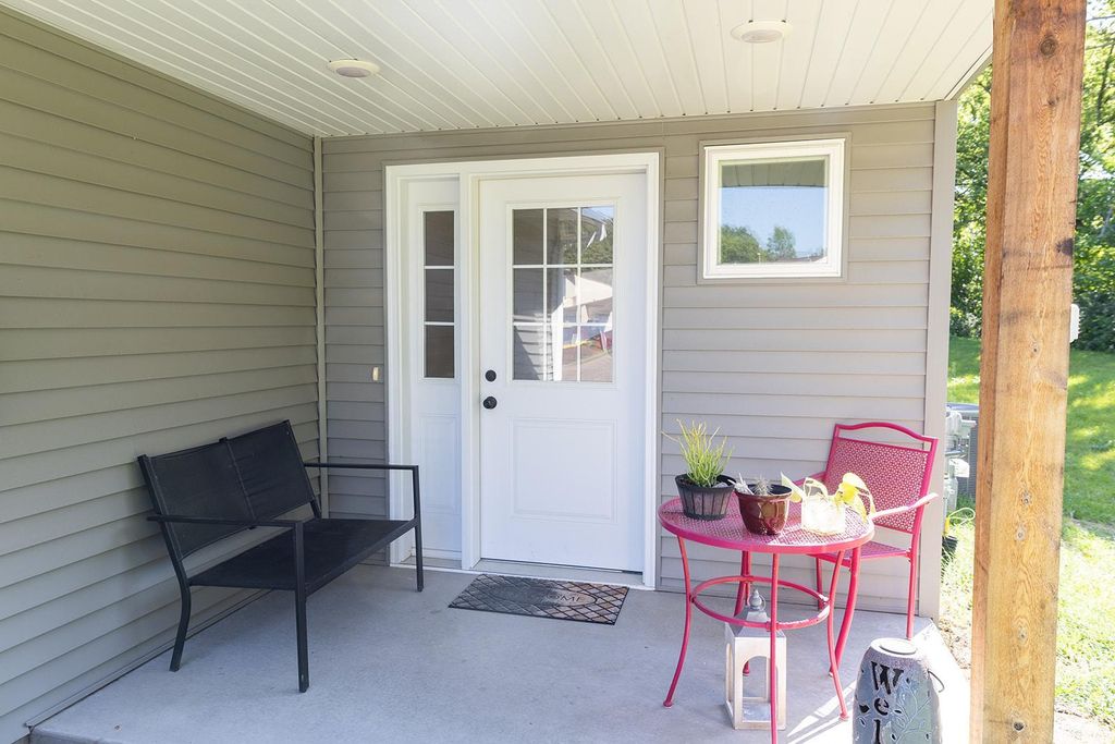39209 Grand Avenue, North Branch, MN 55056 — photo 3