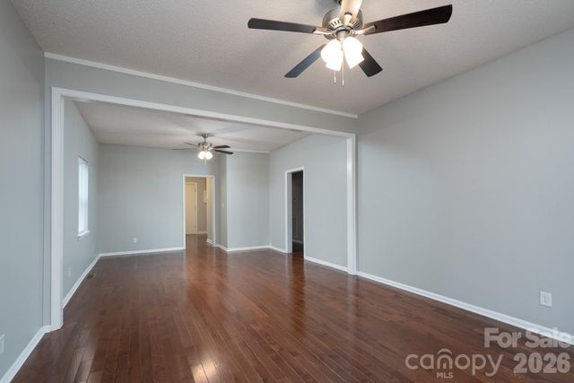 607 N Salisbury Avenue, Spencer, NC 28159