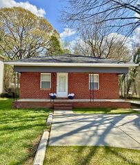 607 N Salisbury Avenue, Spencer, NC 28159