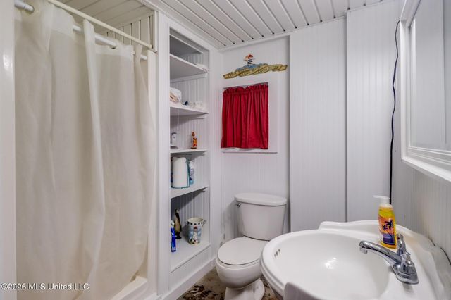 15035 Pawnee Place, Kiln, MS 39556