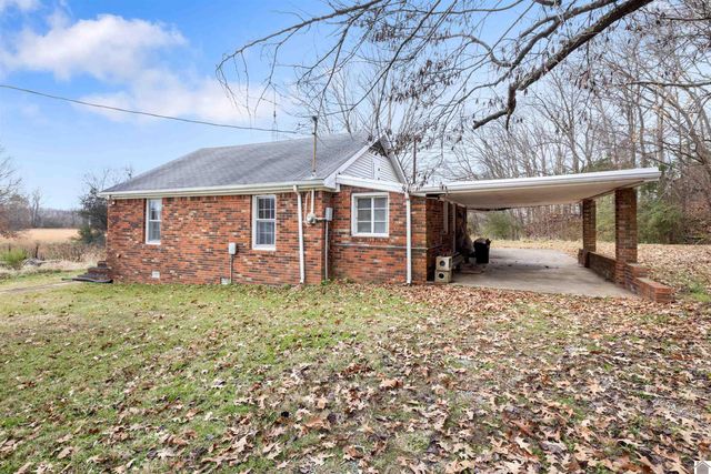 2705 Eggners Ferry Rd, Benton, KY 42025