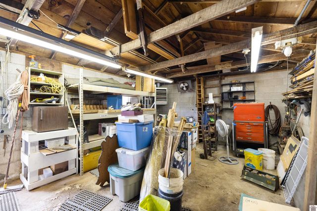 2705 Eggners Ferry Rd, Benton, KY 42025