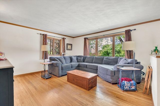 7016 131st Street, Coal Valley, IL 61240