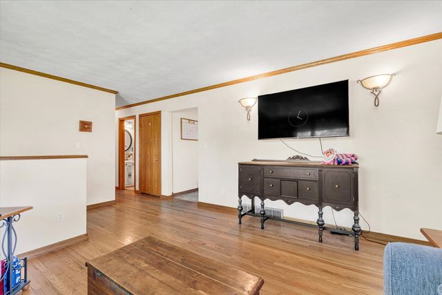 7016 131st Street, Coal Valley, IL 61240