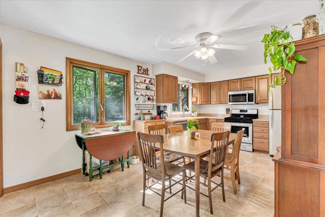 7016 131st Street, Coal Valley, IL 61240