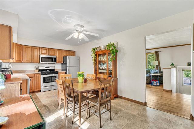 7016 131st Street, Coal Valley, IL 61240