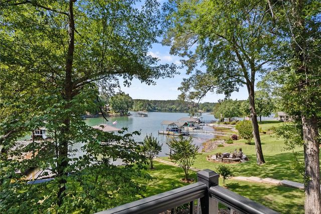 429 Long Reach Drive, Salem, SC 29676