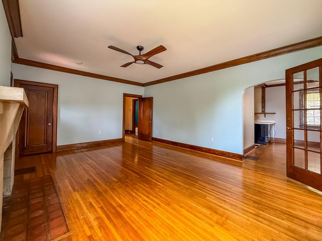 201 N Seminole Drive, Chattanooga, TN 37411
