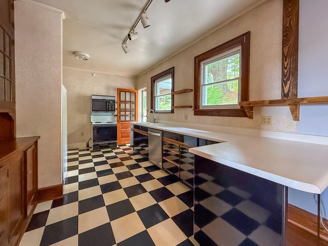 201 N Seminole Drive, Chattanooga, TN 37411