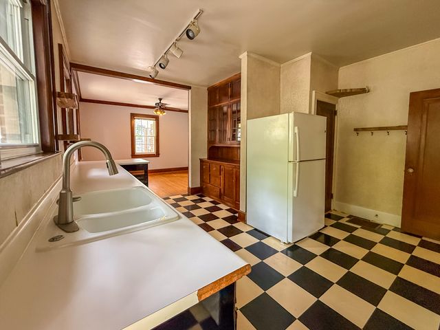 201 N Seminole Drive, Chattanooga, TN 37411