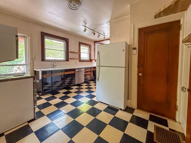 201 N Seminole Drive, Chattanooga, TN 37411