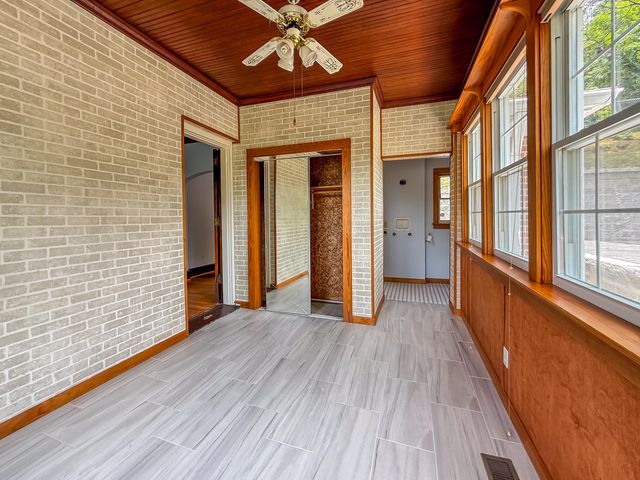 201 N Seminole Drive, Chattanooga, TN 37411