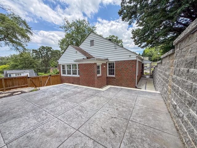 201 N Seminole Drive, Chattanooga, TN 37411