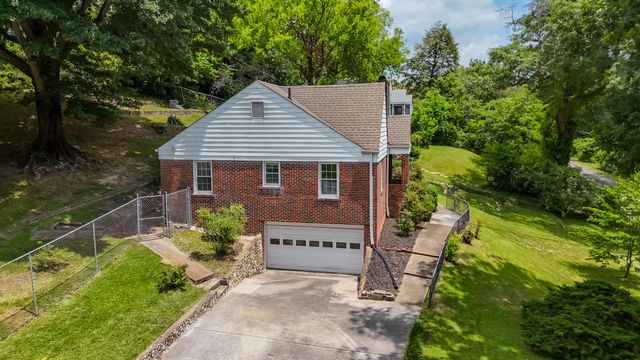 201 N Seminole Drive, Chattanooga, TN 37411