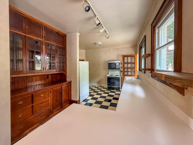 201 N Seminole Drive, Chattanooga, TN 37411