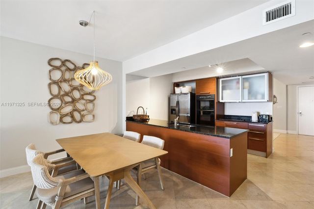 1830 S OCEAN DR 2811, Hallandale Beach, FL 33009