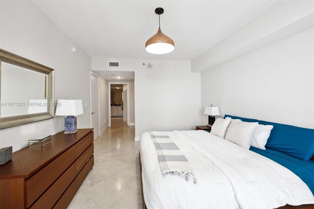 1830 S OCEAN DR 2811, Hallandale Beach, FL 33009