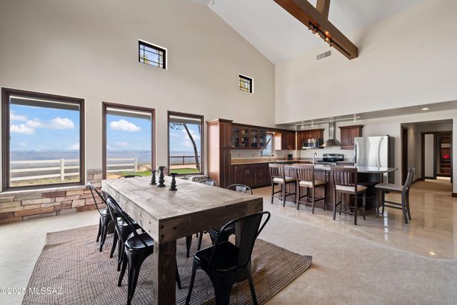 33351 S High Jinks Road, Oracle, AZ 85623