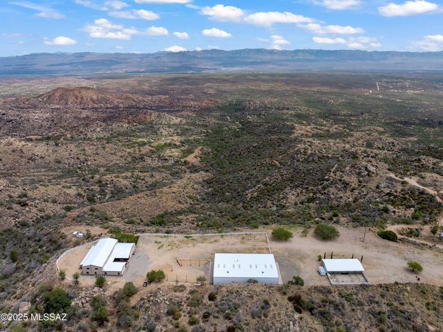 33351 S High Jinks Road, Oracle, AZ 85623