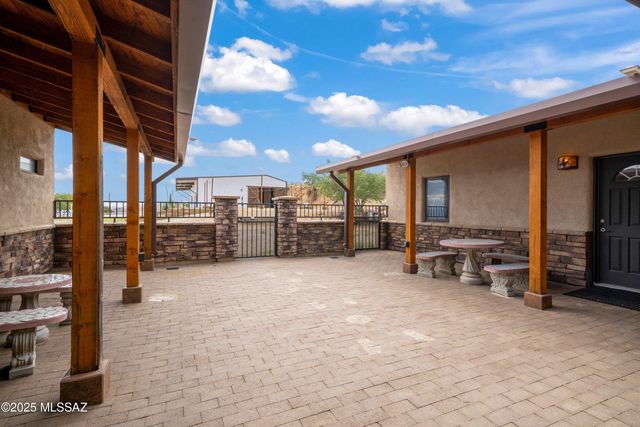 33351 S High Jinks Road, Oracle, AZ 85623