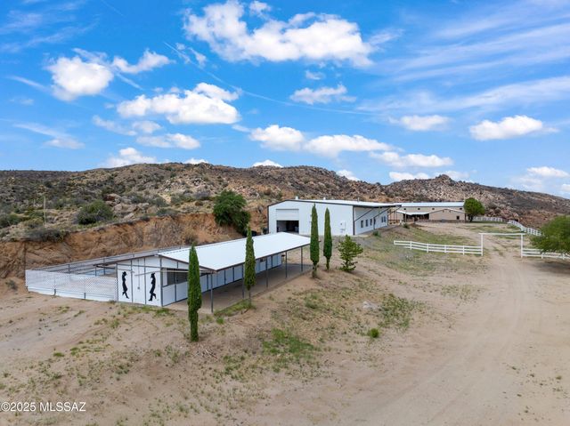 33351 S High Jinks Road, Oracle, AZ 85623