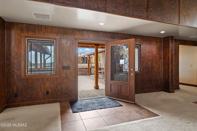 33351 S High Jinks Road, Oracle, AZ 85623