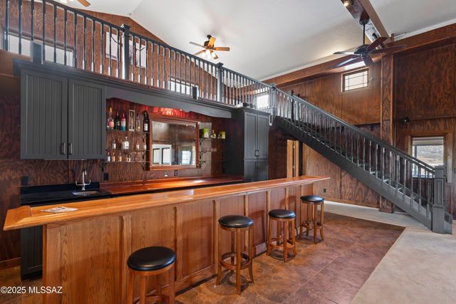 33351 S High Jinks Road, Oracle, AZ 85623