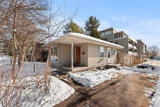 1219 Oakcrest, Iowa City, IA 52246