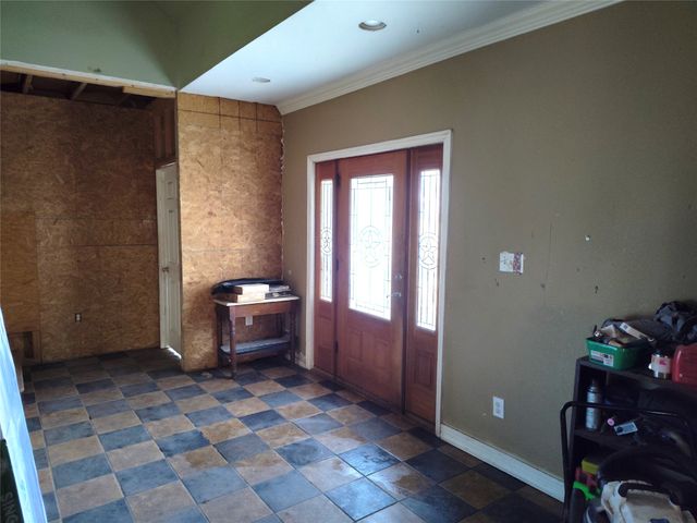 5077 E Line Road, Whitewright, TX 75491