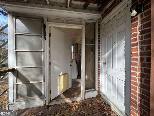 2169 Delowe Drive, Atlanta, GA 30344