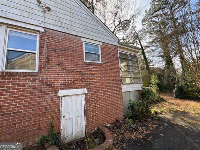 2169 Delowe Drive, Atlanta, GA 30344