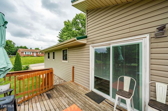147 Hillcrest Circle, Jonesborough, TN 37659