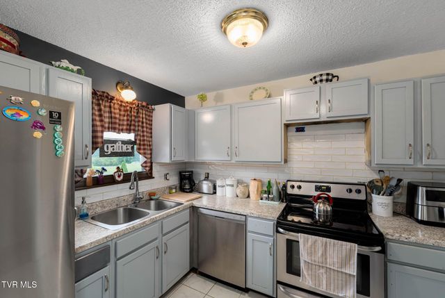 147 Hillcrest Circle, Jonesborough, TN 37659