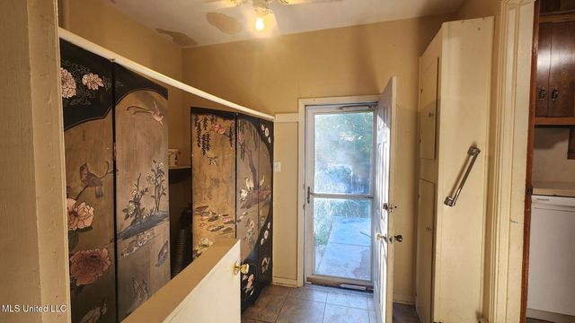 19 Shadow Lane, Natchez, MS 39120