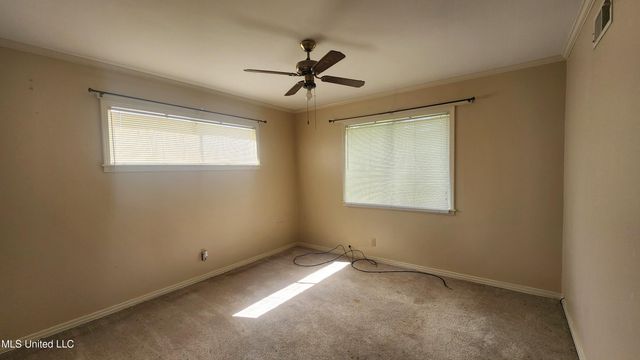 19 Shadow Lane, Natchez, MS 39120