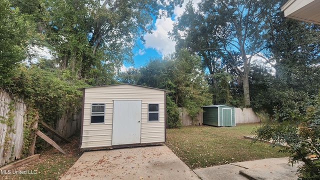 19 Shadow Lane, Natchez, MS 39120